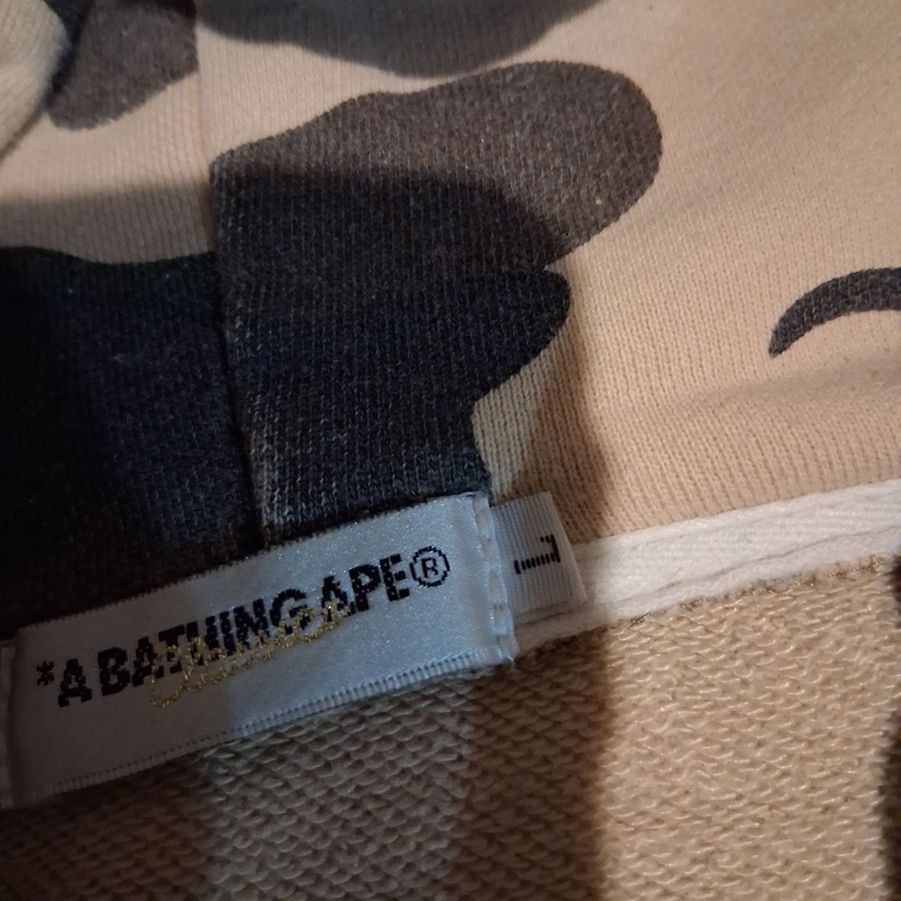 A Bathing Ape BAPE Camo Hoodie Size Large Gorilla Logo College Pullover OBO - Picture 12 of 15